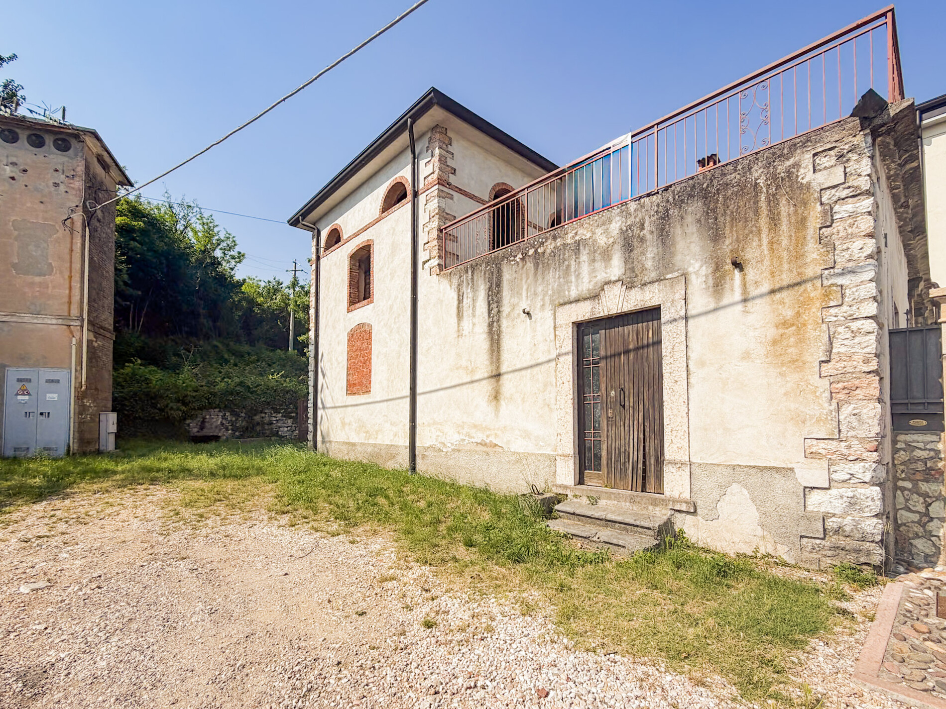 Property Photo (9331)