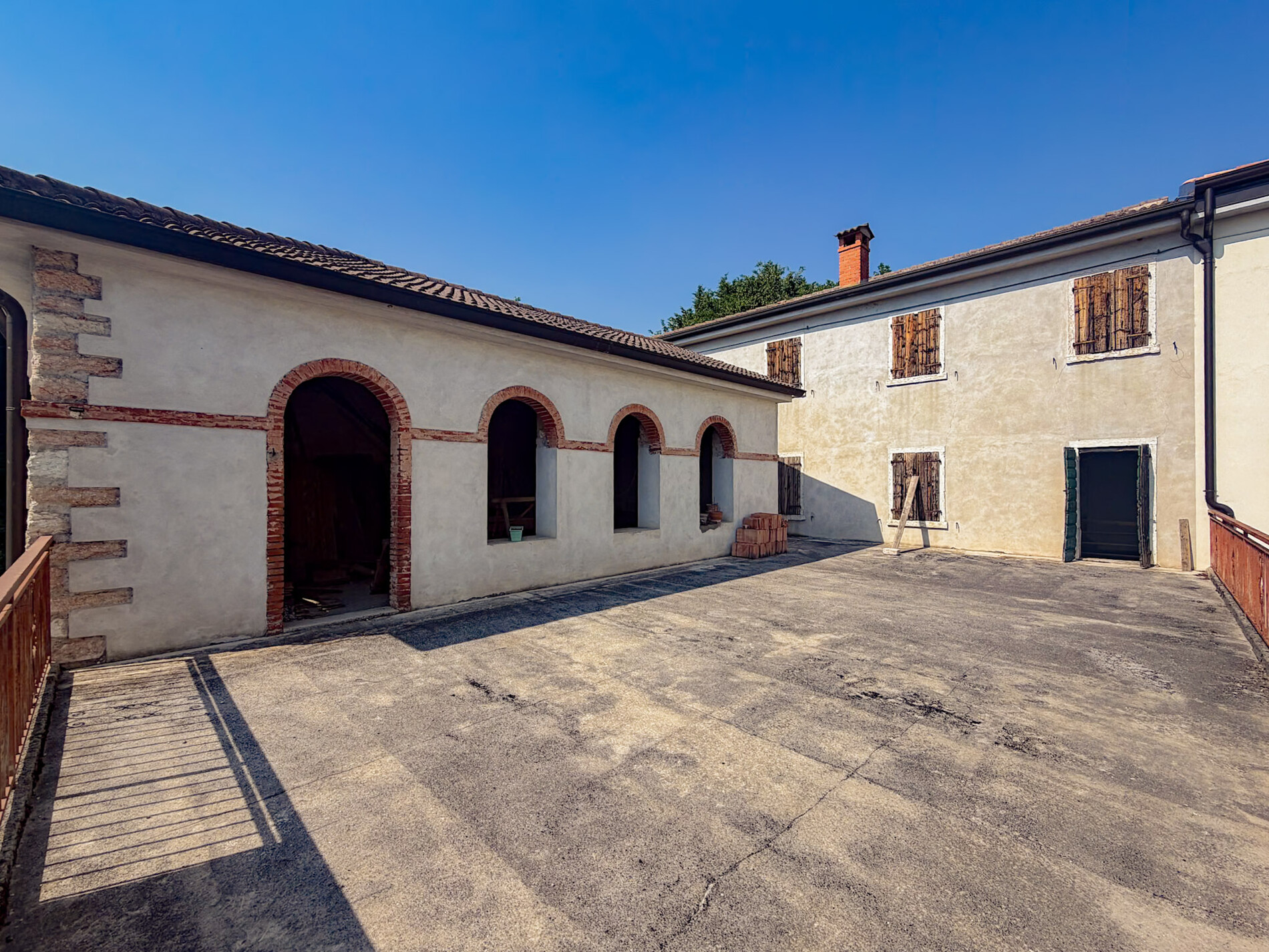 Property Photo (9299)