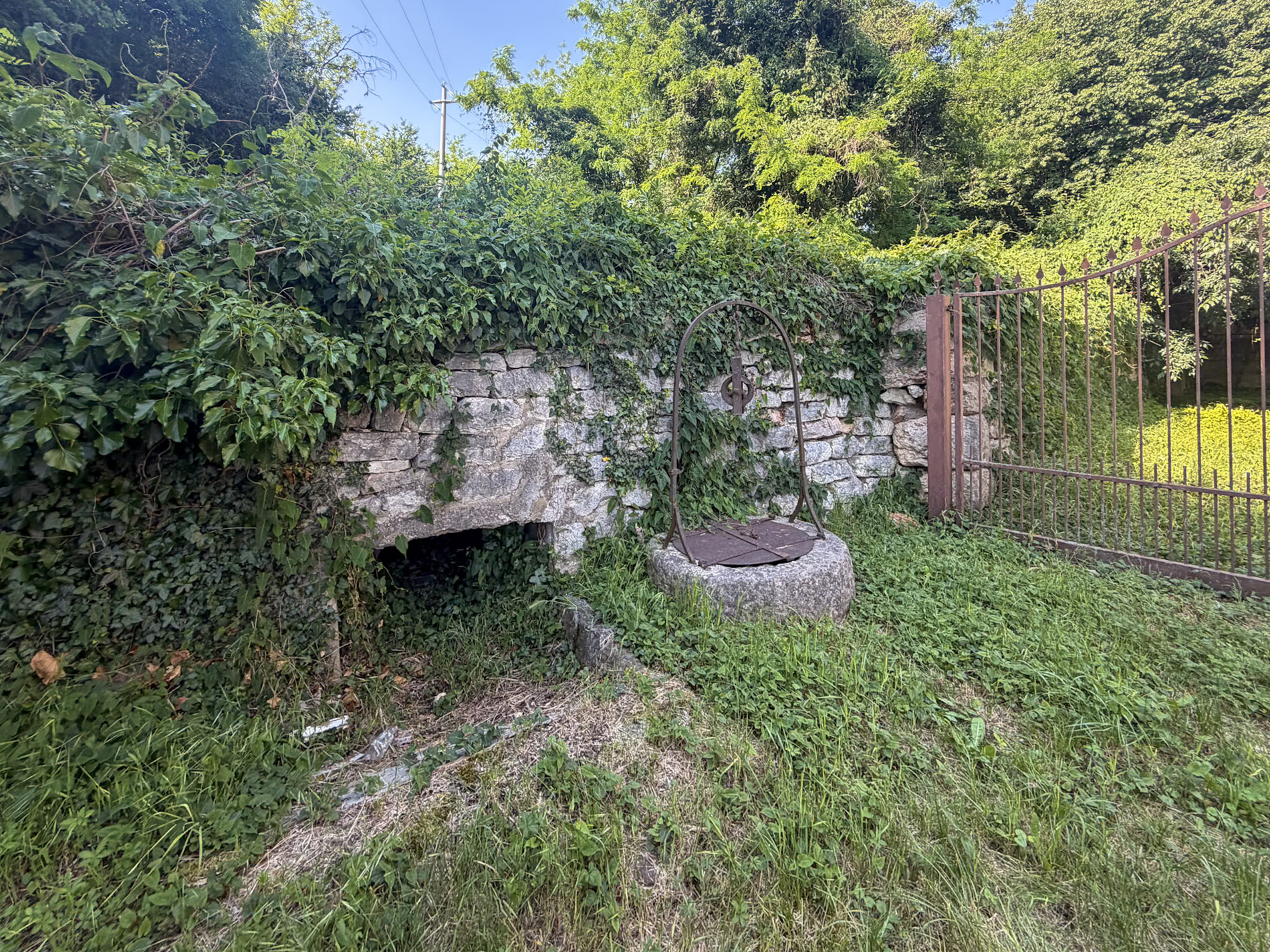 Property Photo (9328)