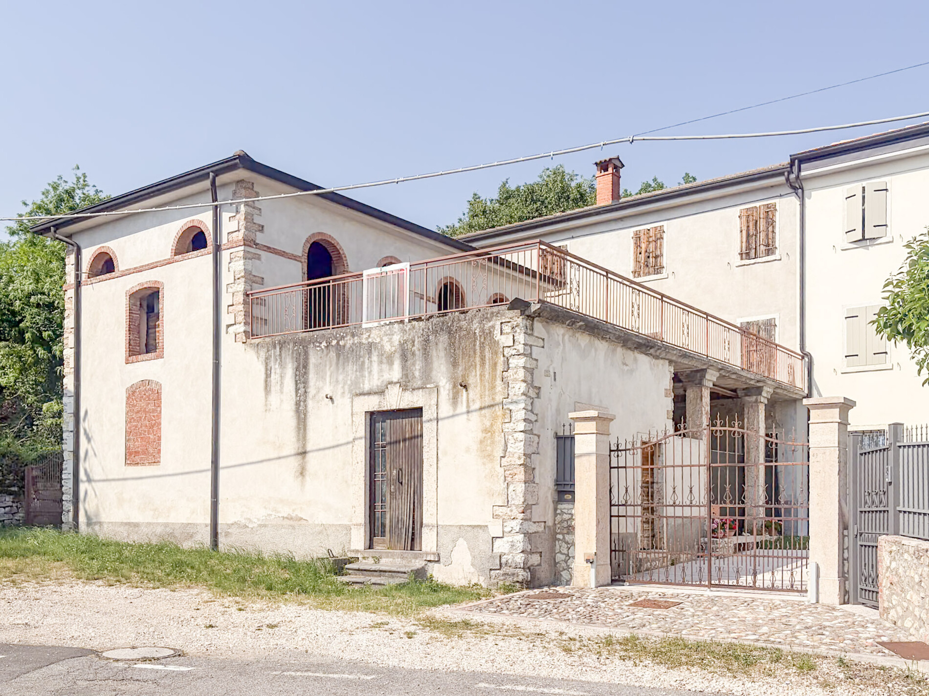 Property Photo (9298)