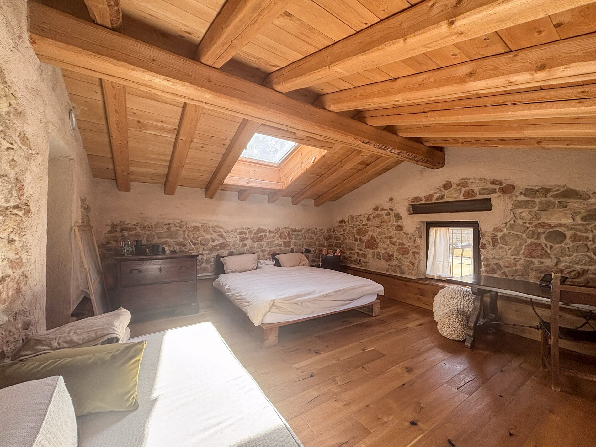 Property Photo (10082)