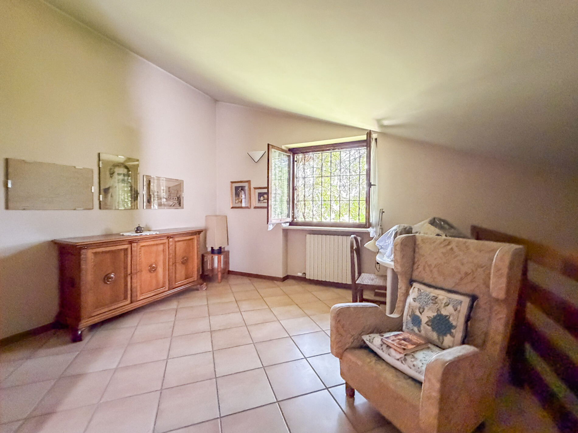 Property Photo (10019)