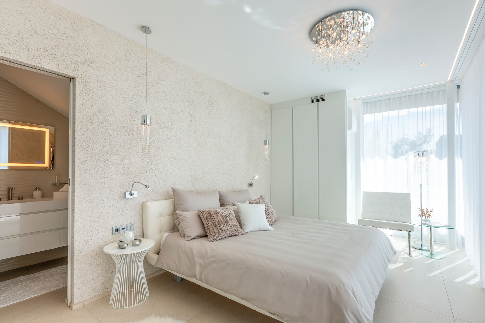 Property Photo (9810)