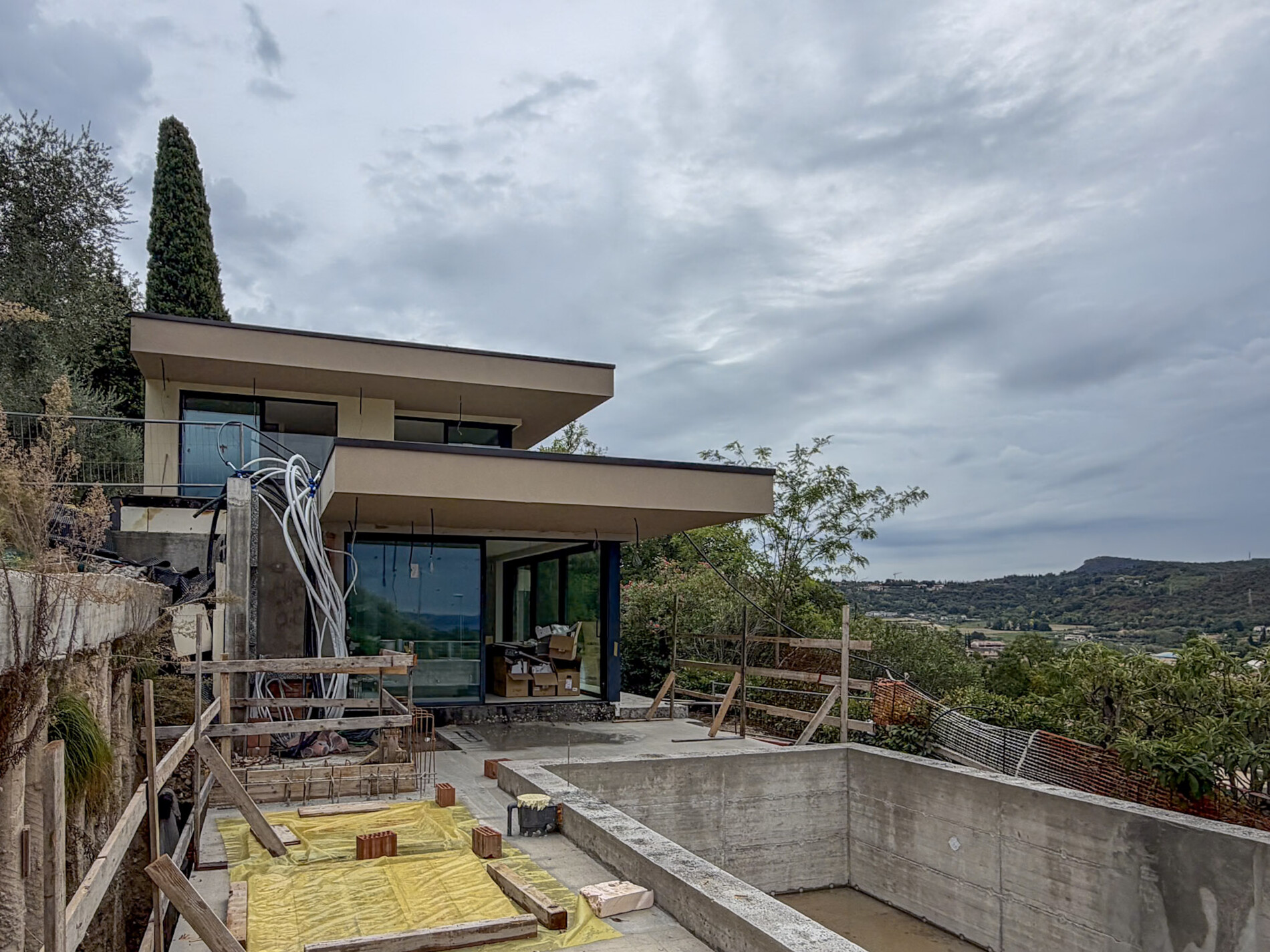 Property Photo (8171)