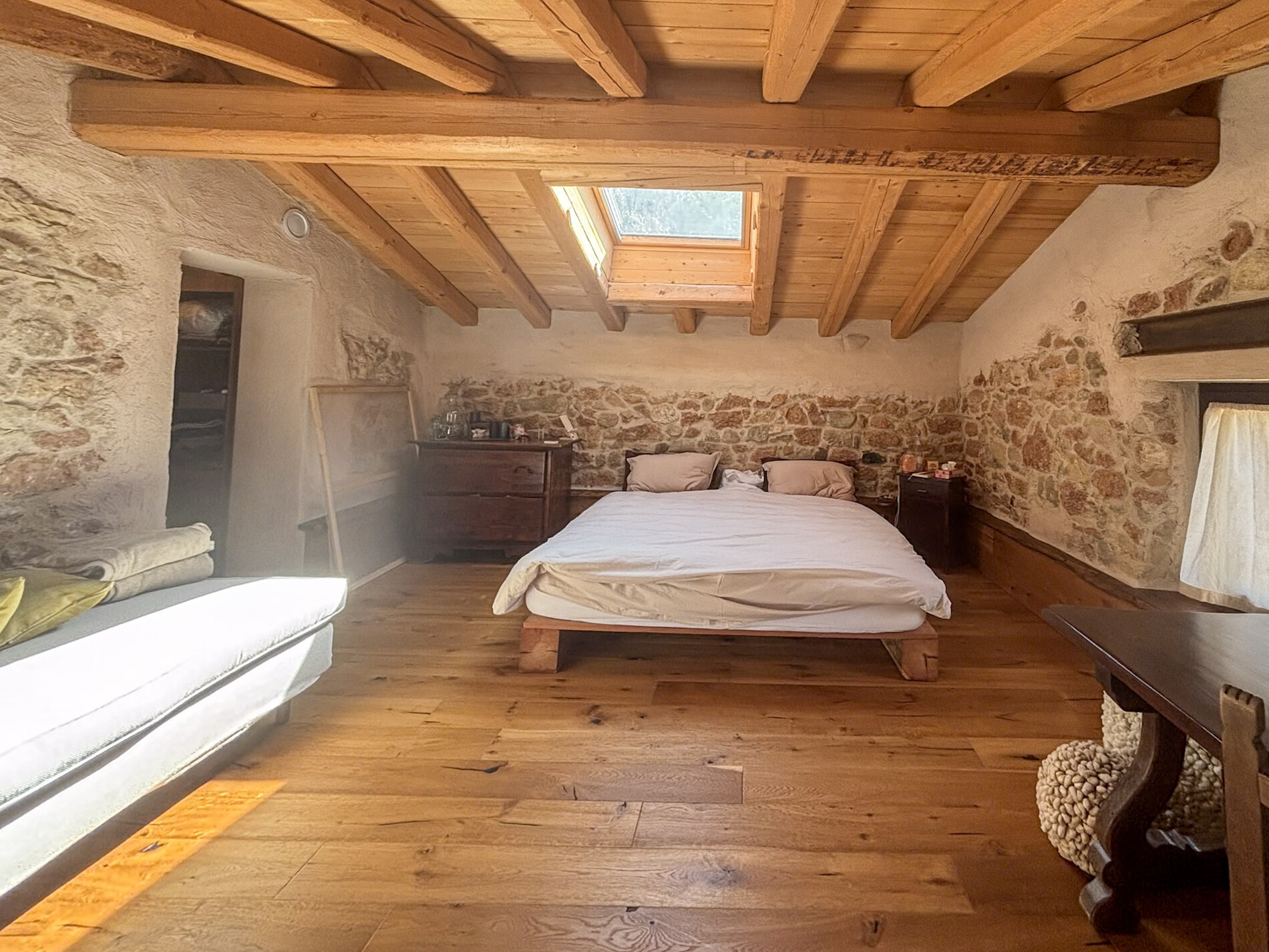 Property Photo (10081)